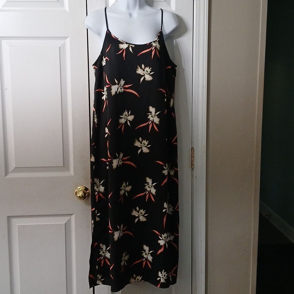 J.Crew sleeveless  black and floral print Sz M NWT